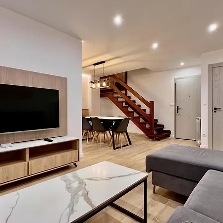 Duplex Playa De Usil - Monabri * Мьенго